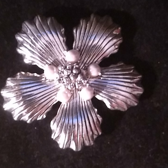 BROOCH FLOWER - Picture 1 of 6
